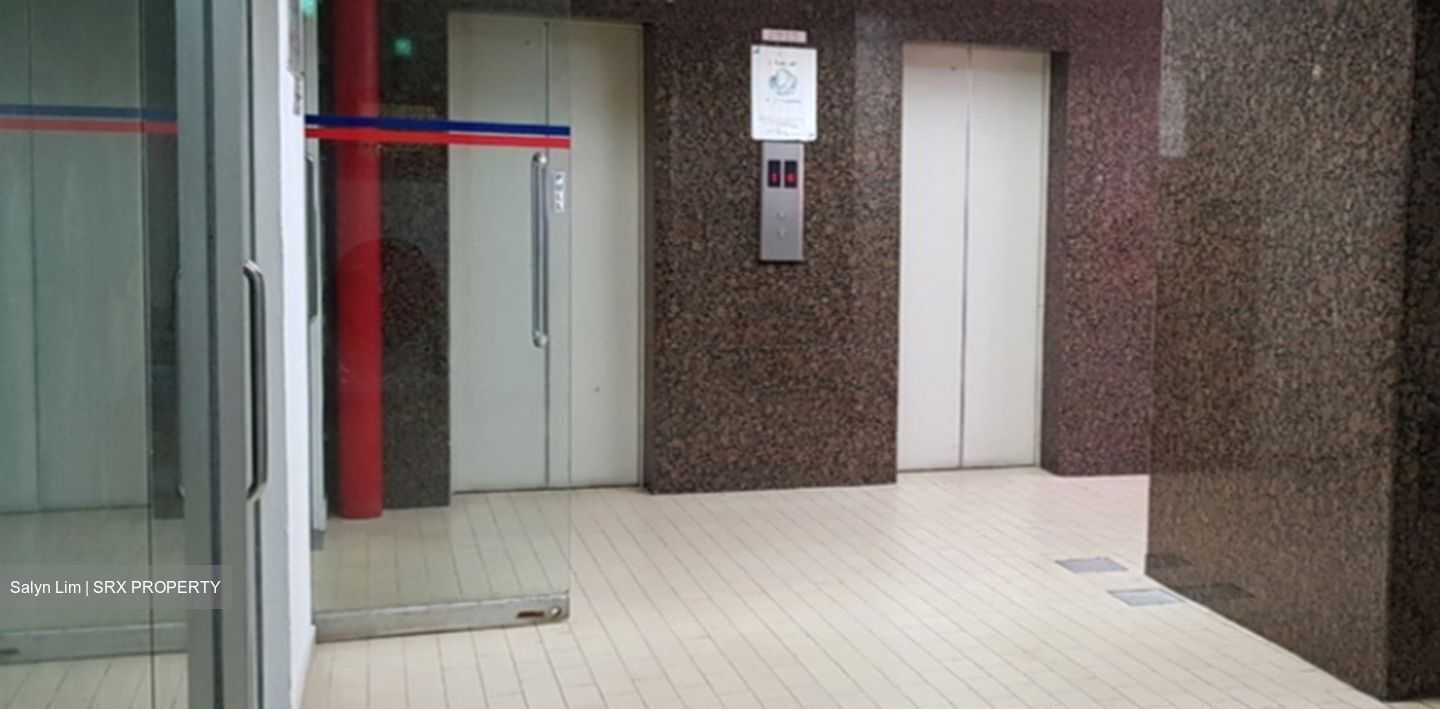 North Bridge Centre (D7), Office #446752691
